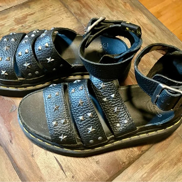 Dr. Martens Clarissa II Quad Leather Studded Gladiator Platform Sandals, Sz 6 - Picture 2 of 6